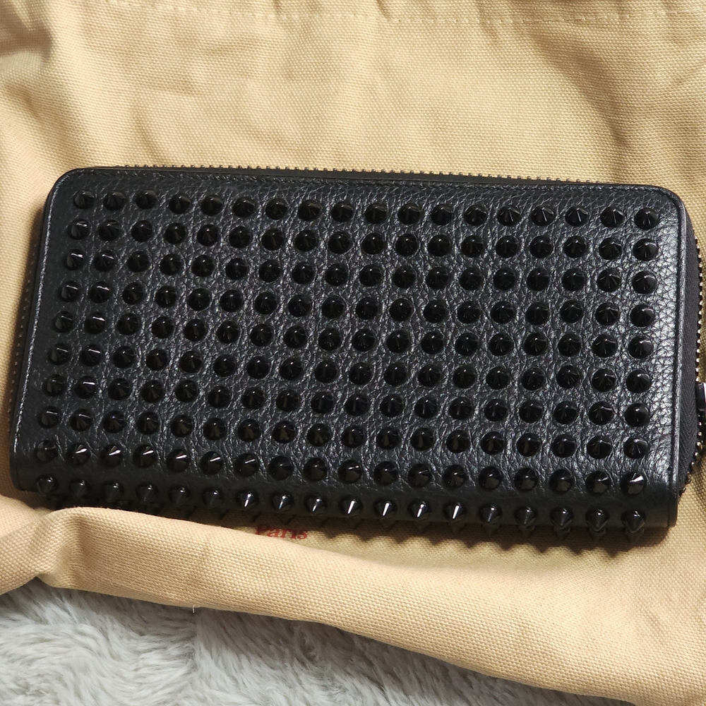 ✨**Authentic**Christian Louboutin Panettone Calf Leather Wallet - Black on Black